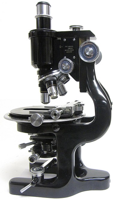 bausch and Lomb DDE Microscope for Research and Photomicrography